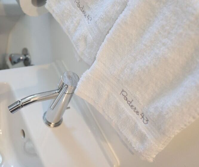 هتل Podere 43 Charme B&b