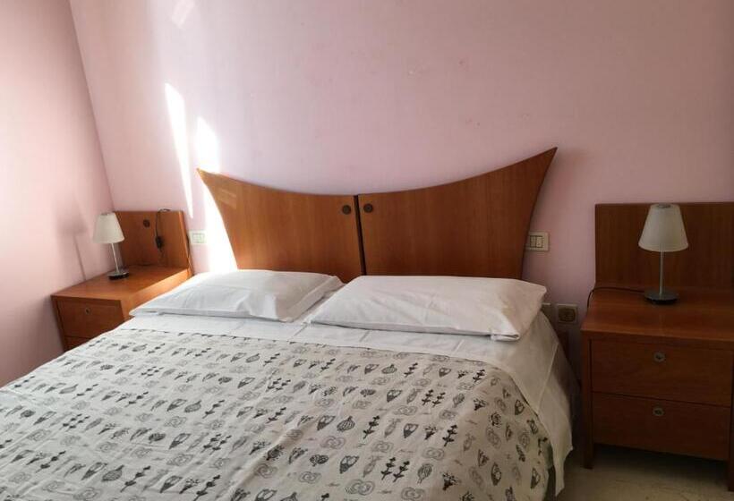 펜션 Aparthotel Manfrè