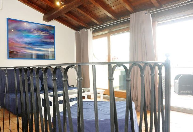 بنسيون Atlantis Inn Castelgandolfo