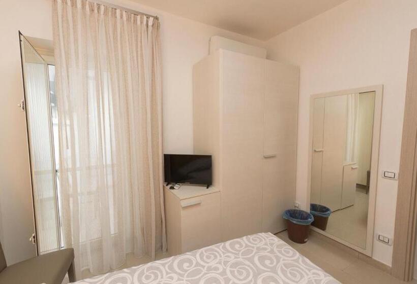 پانسیون Silvia Affittacamere