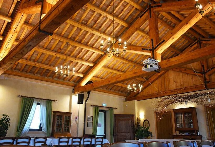 هتل Agriturismo Corte Benetti