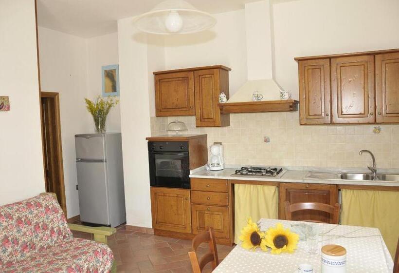 בית מלון כפרי Agriturismo Renai E Monte Ii