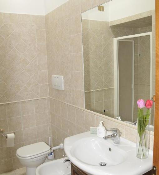 בית מלון כפרי Agriturismo Renai E Monte Ii