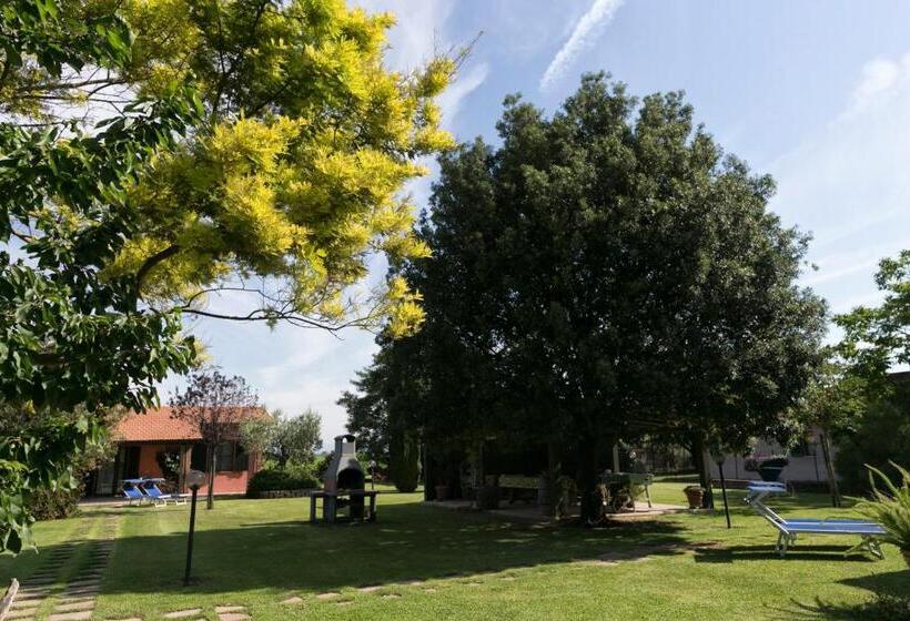 هتل Agriturismo Valdo