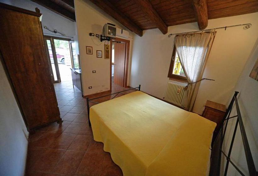 هتل Agriturismo Calderino