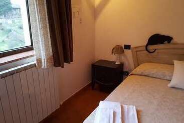هتل B&b Podere Montese