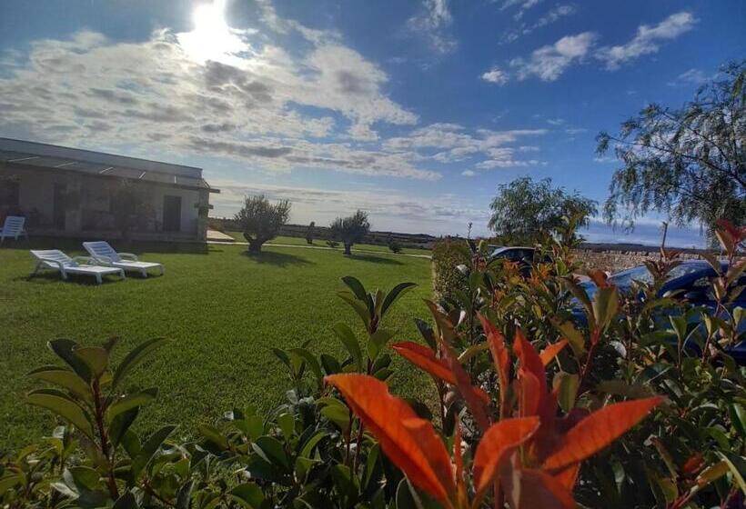 هتل Agriturismo Casa Del Peperoncino