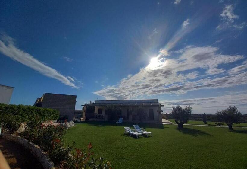 هتل Agriturismo Casa Del Peperoncino