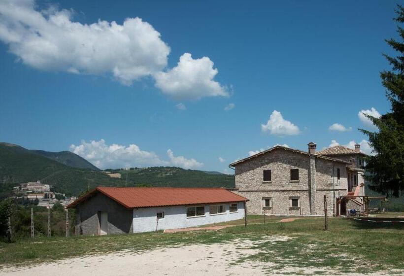 فندق Agriturismo La Commenda Adults Only