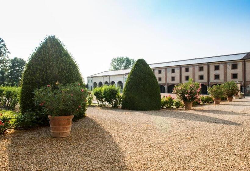 فندق Agriturismo Lecolombare