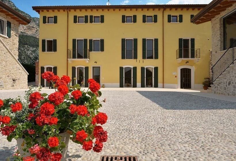 فندق Agriturismo Tre Forti