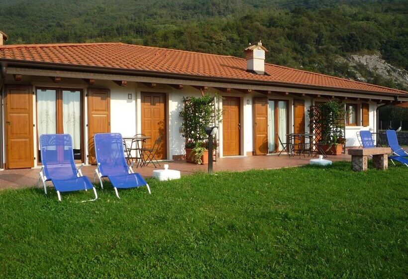 هتل Agriturismo Trefrutti