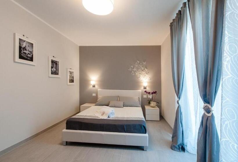 پانسیون Affittacamere Villa Marcella