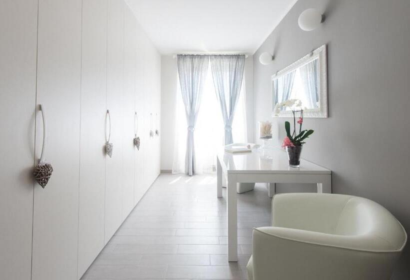پانسیون Affittacamere Villa Marcella