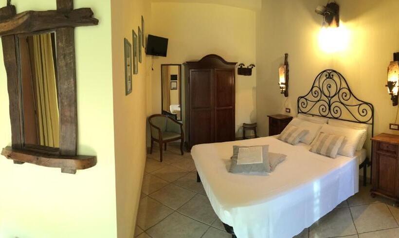 فندق Agriturismo Papaveri E Papere