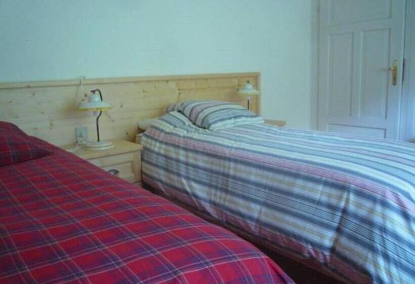 פנסיון Di Baut