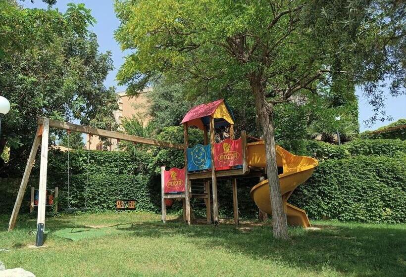 هتل Agriturismo Giannavi