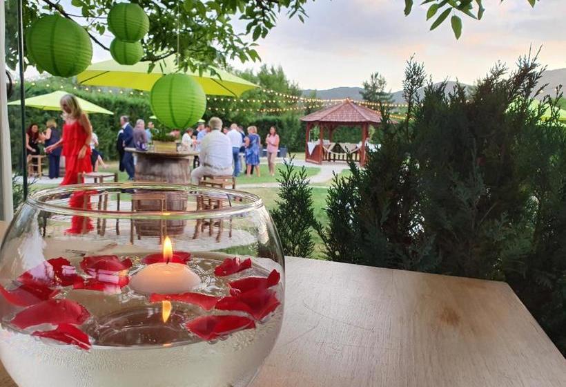 هتل Agriturismo Il Timo