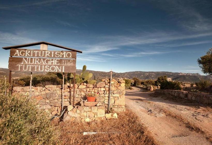 호텔 Agriturismo Nuraghe Tuttusoni