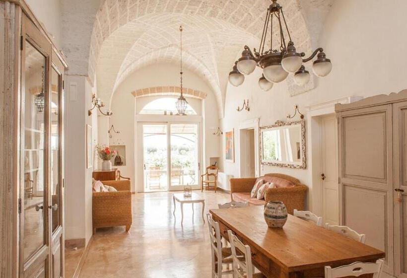 ホテル Agriturismo Li Calizzi Arte E Natura
