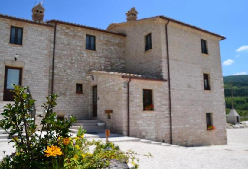 هتل Agriturismo Antico Muro