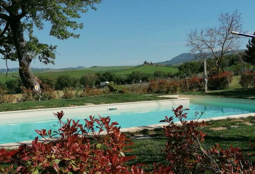 בית מלון כפרי Agriturismo La Poderina