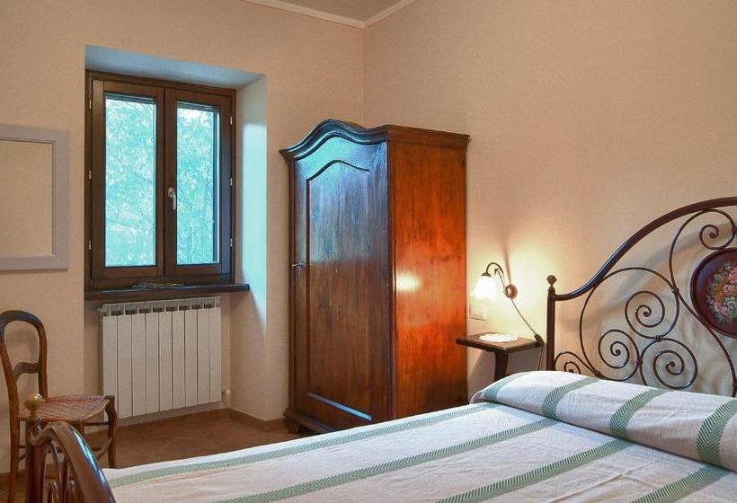 호텔 Agriturismo Zafferano E Dintorni