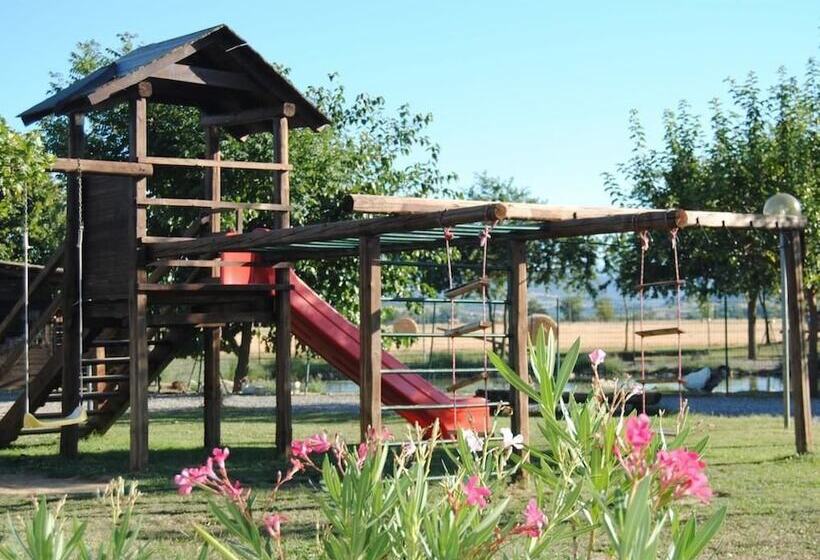 هتل Cascina Bosco Gerolo
