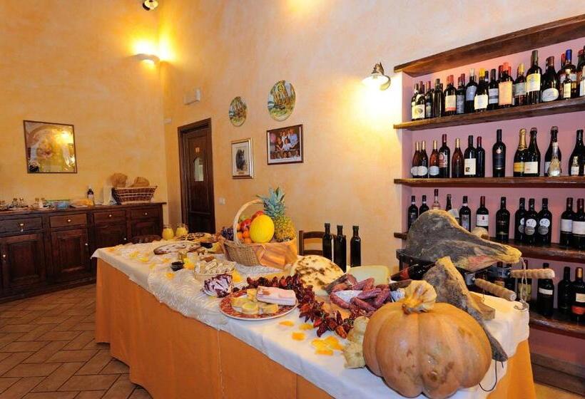 فندق Country House Il Piancardato