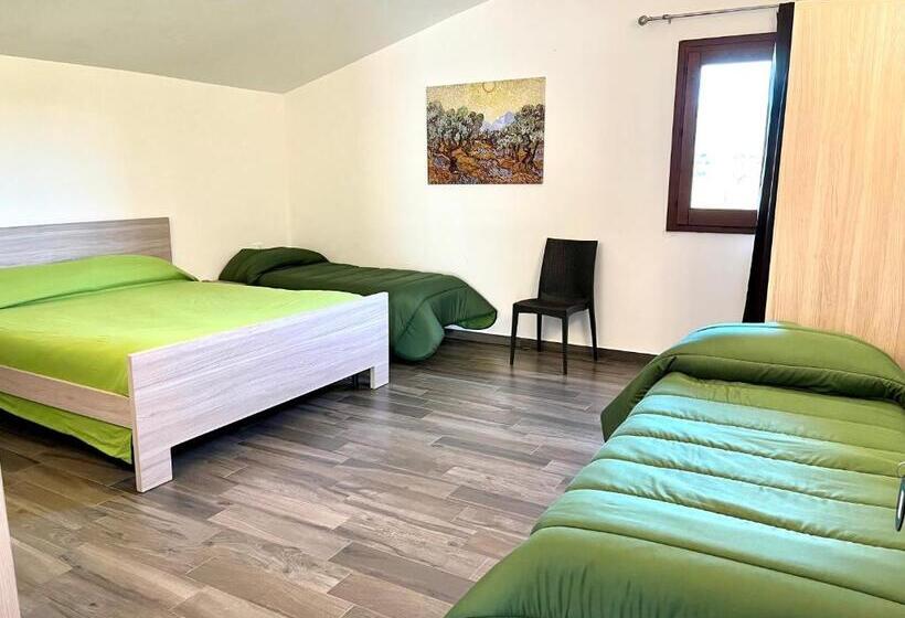 هتل Pescheto Tenuta Chimenti