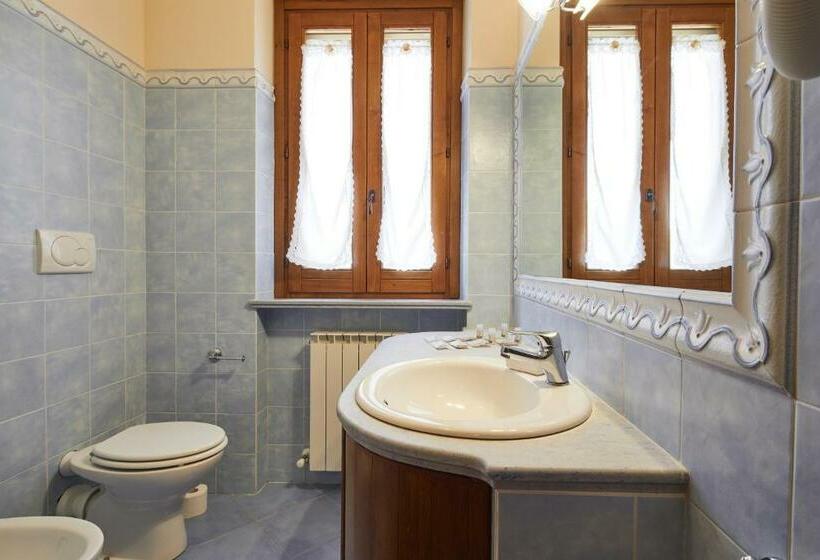Отель Relais La Cerreta