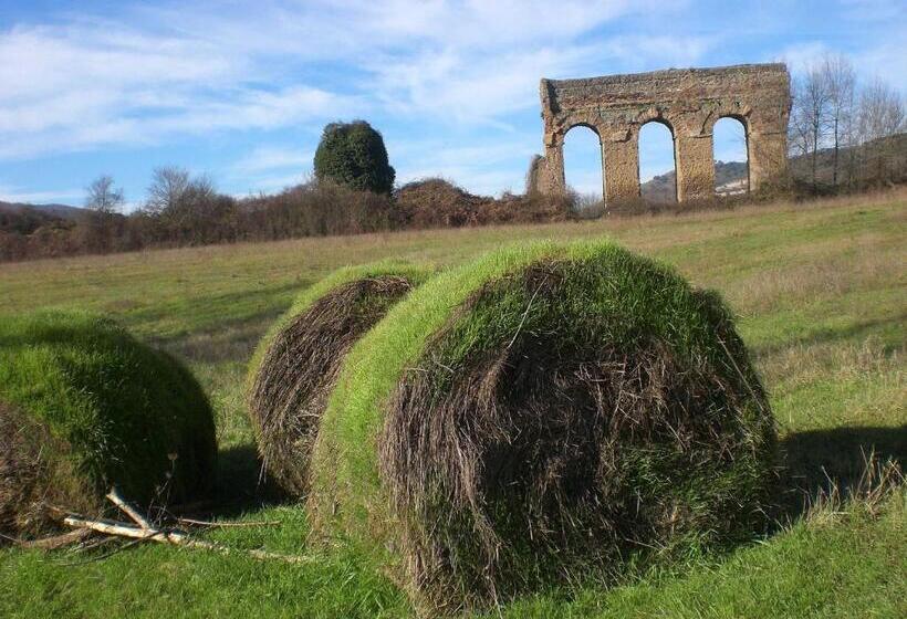 هتل Valle Degli Arci