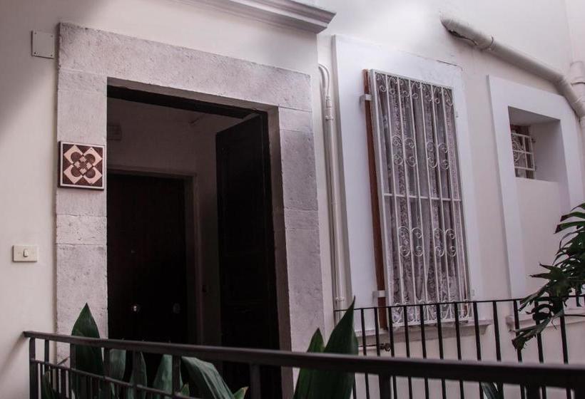 Pensão 4 Camere A Trani