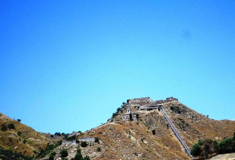 پانسیون Ciuscia