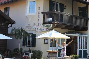 پانسیون Gasthaus Babsi