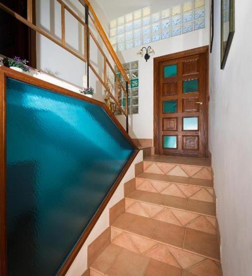 پانسیون Villa Stefania