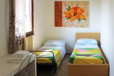 هتل Agriturismo Casa Renili