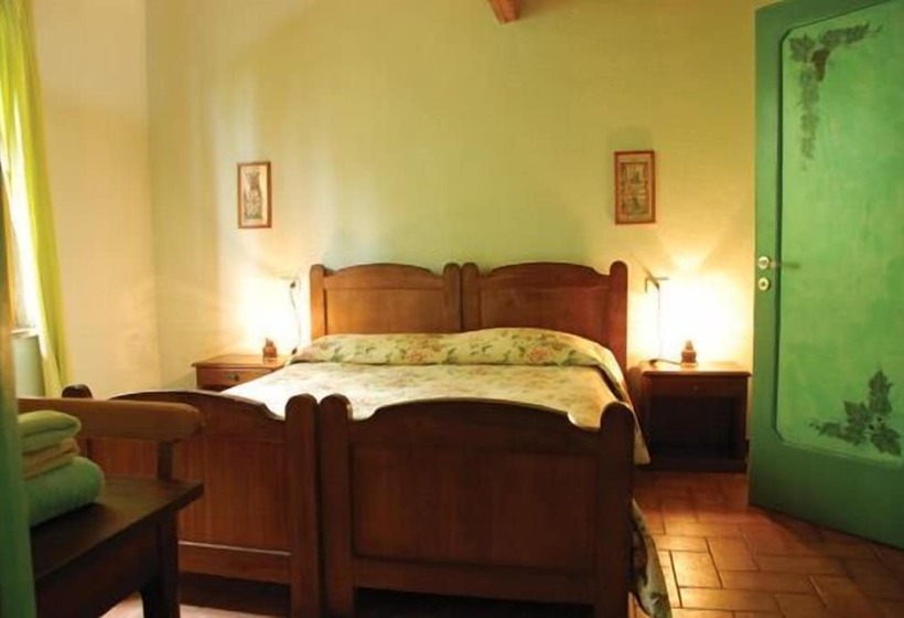 Отель Agriturismo Cascina Degli Ulivi