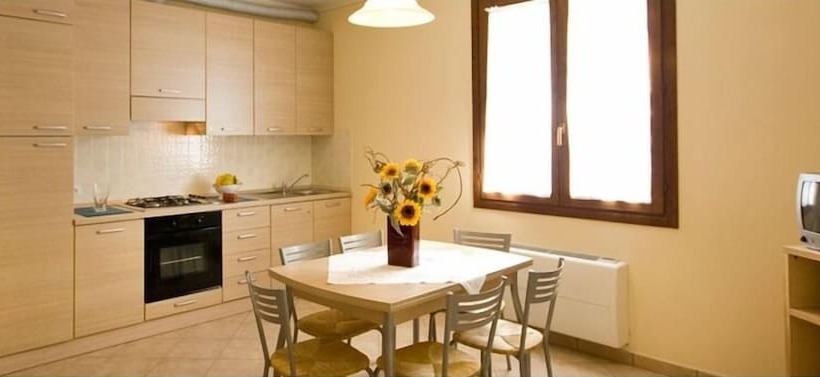 هتل Agriturismo Cascina Roveri