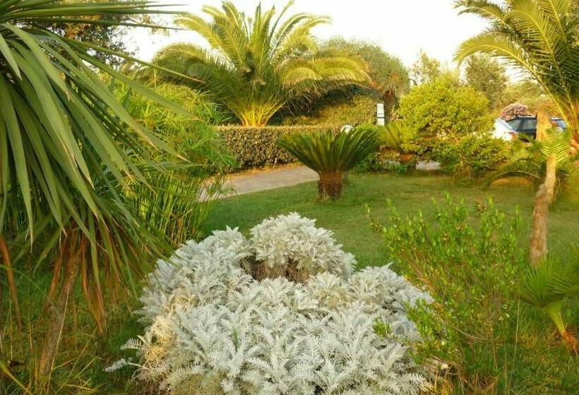 هتل Agriturismo Isidoro
