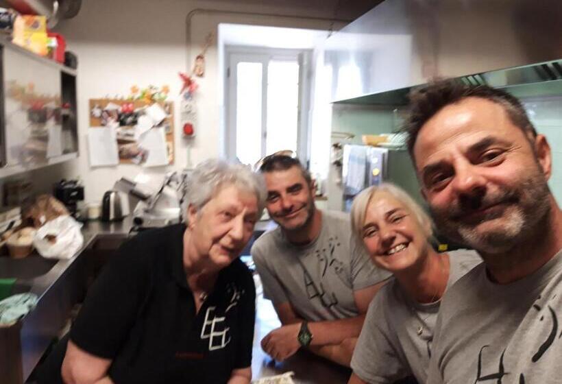 酒店 Fonteantica Agriturismo