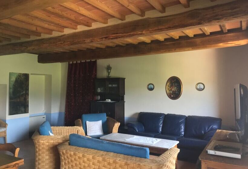 בית מלון כפרי Godiolo