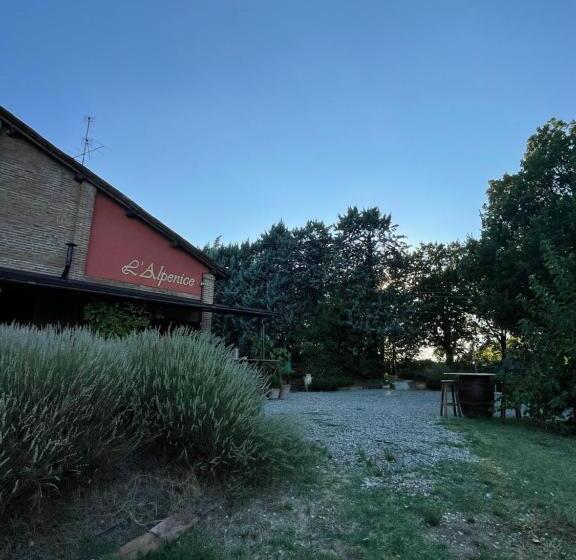 فندق L Alpenice Bioagriturismo