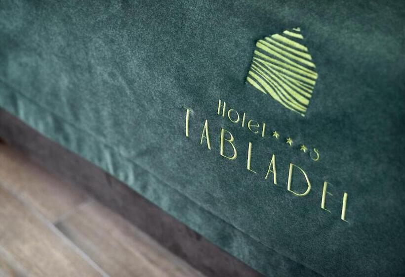هتل Tabladel
