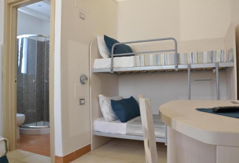 펜션 Affittacamere Torre Lapillo