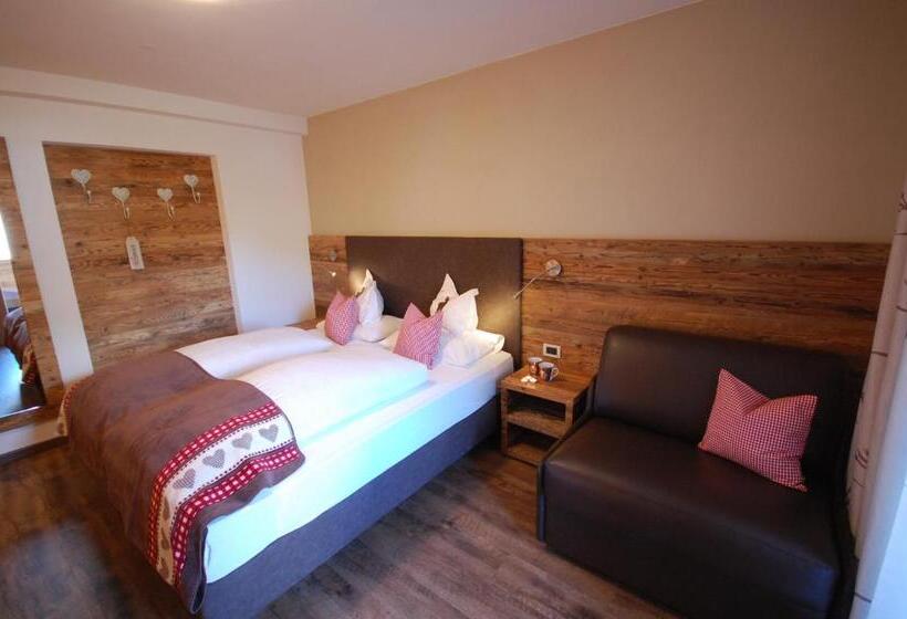 پانسیون Monti Pallidi B&b Apartments