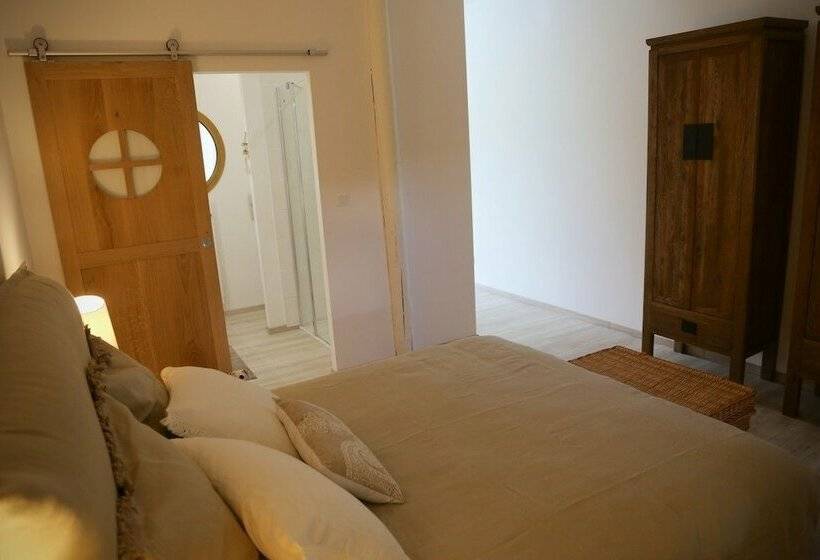 بنسيون La Maison D Inès And Ugolin & Spa