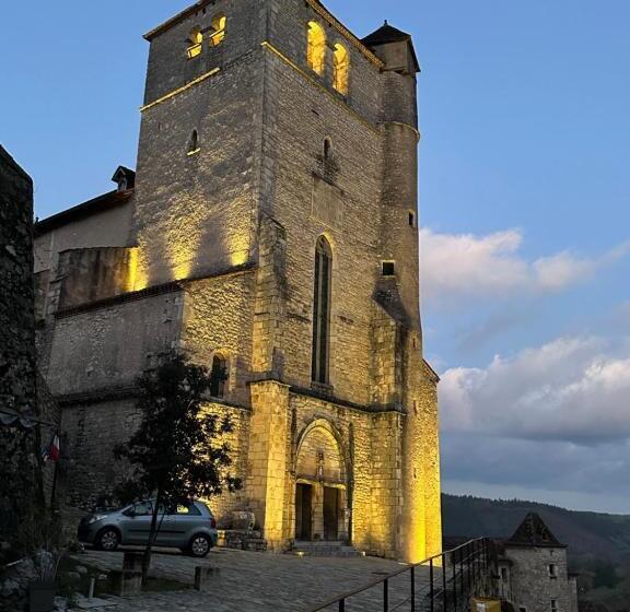 پانسیون Les Hauts De Saulies