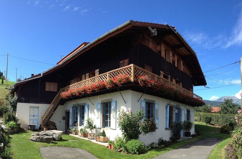 پانسیون Maison D'hôtes La Barmaz