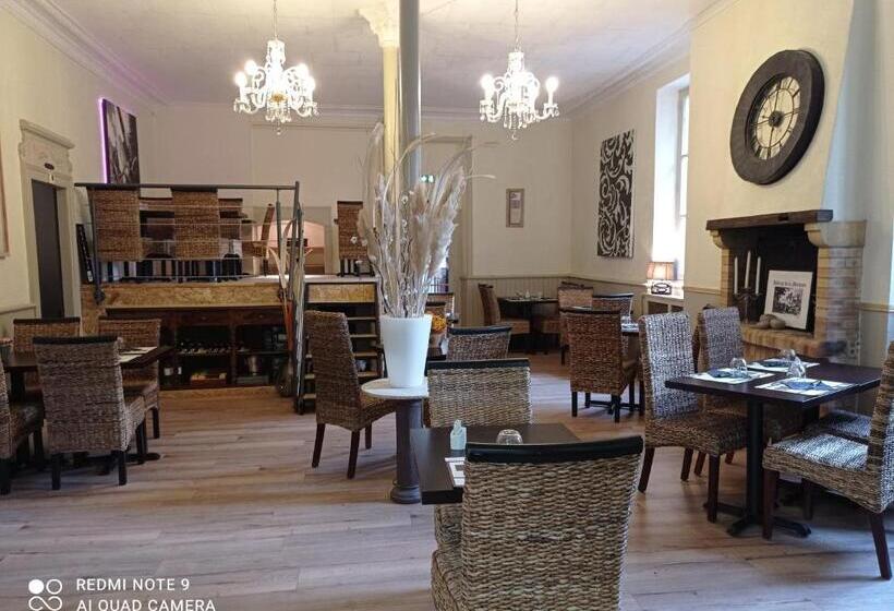 هاستل Auberge De La Marquise